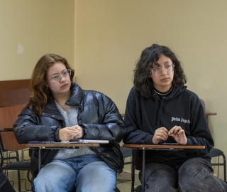 Aldea Global: La internacionalización de la práctica artística dictado por el docente Óscar Verde, de la Universidad Autónoma de México