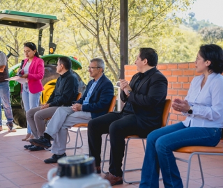 MAGAP entrega embriones bovinos y paquetes tecnológicos a UTPL MAGAP entrega embriones bovinos y paquetes tecnológicos a UTPL