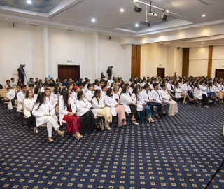 Ceremonia de imposición de mandiles a los estudiantes de 7mo ciclo de la carrera de Psicología Clínica Ceremonia de imposición de mandiles a los estudiantes de 7mo ciclo de la carrera de Psicología Clínica