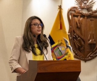 Diálogos Éticos: Impacto del uso de IA en los Trabajos de Integración Curricular Diálogos Éticos: Impacto del uso de IA en los Trabajos de Integración Curricular
