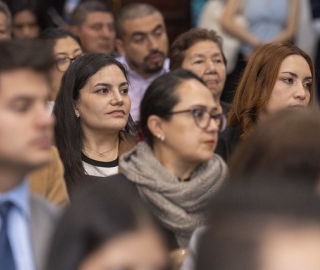 Imposición de mandiles a estudiantes de Fisioterapia