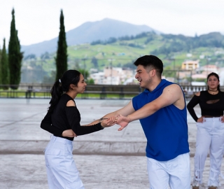 Desfile de Promociones y Ginkana – 25 Años de Medicina UTPL