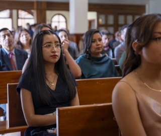 Imposición de Insignias – Carrera de Medicina Imposición de Insignias – Carrera de Medicina