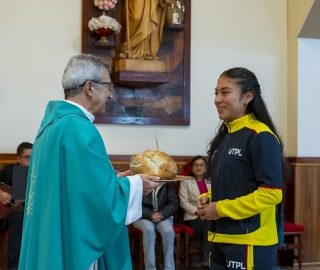 : Misa de bendición a los representantes