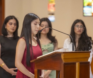 Imposición de mandiles a internos rotativos de la carrera de Nutrición y Dietética – Cohorte mayo 2025 / abril 2026