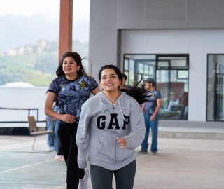 Desfile de Promociones y Ginkana – 25 Años de Medicina UTPL
