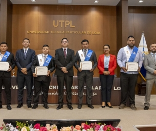 Décimo Quinta Promoción de Graduados ESCOP UTPL Décimo Quinta Promoción de Graduados ESCOP UTPL