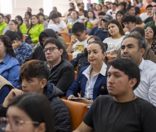 Conferencia Magistral “Del dato al impacto: la materia prima de la economía del siglo XXI”.