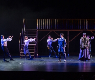 La Compañía de Teatro UTPL conmemoró sus 20 años de trayectoria artística con el estreno de la obra Otelo