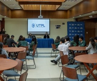 I Festival de Villancicos en inglés "Bells & Voices"