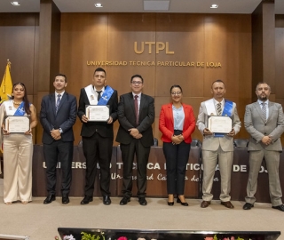 Décimo Quinta Promoción de Graduados ESCOP UTPL Décimo Quinta Promoción de Graduados ESCOP UTPL