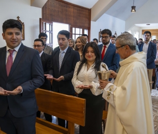 Imposición de mandiles a estudiantes de Fisioterapia