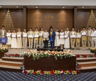 I Festival de Villancicos en inglés "Bells & Voices" I Festival de Villancicos en inglés "Bells & Voices"