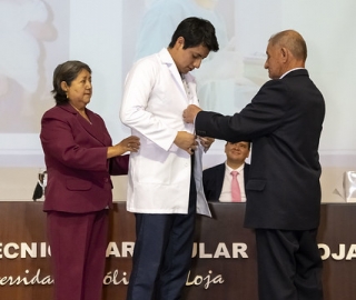 Ceremonia de Imposición de Mandiles – Medicina UTPL Ceremonia de Imposición de Mandiles – Medicina UTPL