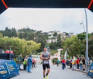Carrera 5K Pasos Solidarios 2025