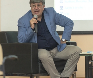 Estudiantes de la carrera de Economía debaten implicaciones de la Carta de Intención con el FMI Estudiantes de la carrera de Economía debaten implicaciones de la Carta de Intención con el FMI