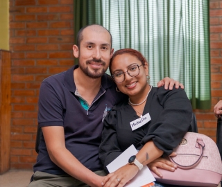 Renovando el amor: encuentro de parejas y matrimonios Renovando el amor: encuentro de parejas y matrimonios