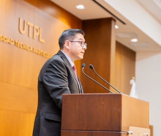 Décimo Quinta Promoción de Graduados ESCOP UTPL Décimo Quinta Promoción de Graduados ESCOP UTPL