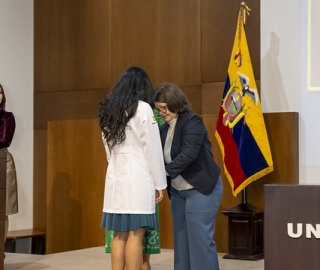 Imposición de mandiles a internos rotativos de la carrera de Nutrición y Dietética – Cohorte mayo 2025 / abril 2026