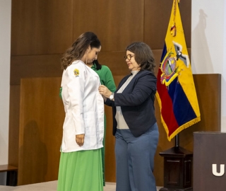 Imposición de mandiles a internos rotativos de la carrera de Nutrición y Dietética – Cohorte mayo 2025 / abril 2026