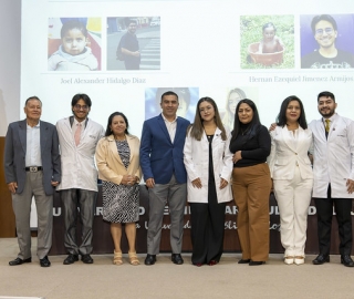 Ceremonia de imposición de mandiles a los estudiantes de 7mo ciclo de la carrera de Psicología Clínica