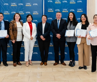 Entrega simbólica de acreditaciones internacionales otorgadas por la Agencia Acreditadora de Chile A&C.