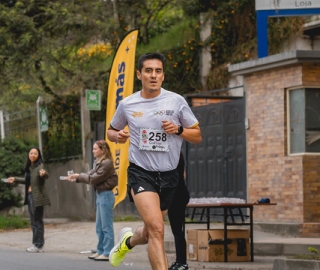 Carrera 5K Pasos Solidarios 2025