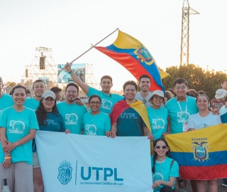 Delegación de la UTPL presente en el Jubileo de los jóvenes en Roma. Delegación de la UTPL presente en el Jubileo de los jóvenes en Roma.