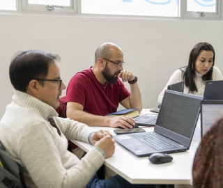 Curso de formación docente: Inteligencia artificial para iniciarse en la investigación científica: Primeros pasos hacia la publicación