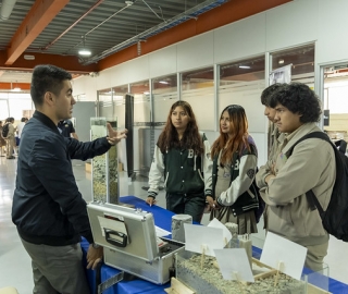 Vive UTPL | Jóvenes de bachillerato conocen la experiencia universitaria