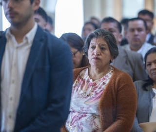 Imposición de mandiles a estudiantes de Fisioterapia