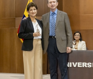 Premio Humanístico Tomás Moro 2025 Premio Humanístico Tomás Moro 2025