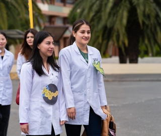 Desfile de Promociones y Ginkana – 25 Años de Medicina UTPL