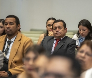 Estudiantes de Fisioterapia reciben sus mandiles Estudiantes de Fisioterapia reciben sus mandiles