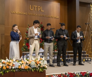 I Festival de Villancicos en inglés "Bells & Voices" I Festival de Villancicos en inglés "Bells & Voices"