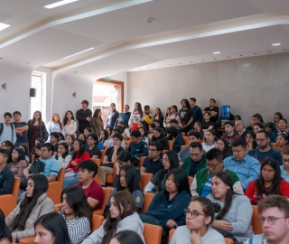 Seminario: Eutanasia, muerte digna y cuidados paliativos Seminario: Eutanasia, muerte digna y cuidados paliativos