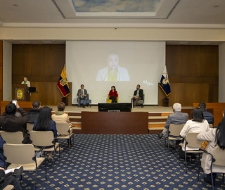 Inauguración de décima tercera edición de Investiga UTPL Inauguración de décima tercera edición de Investiga UTPL