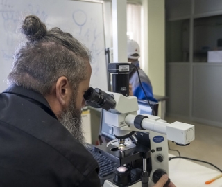 Cursos precongreso de Micología en la UTPL