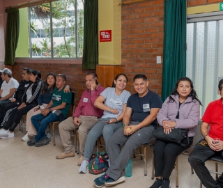 Renovando el amor: encuentro de parejas y matrimonios Renovando el amor: encuentro de parejas y matrimonios