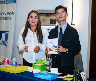 10 años de EDES - Escuela de Negocios de la UTPL 10 años de EDES - Escuela de Negocios de la UTPL
