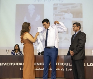 Ceremonia de Imposición de Mandiles – Medicina UTPL Ceremonia de Imposición de Mandiles – Medicina UTPL
