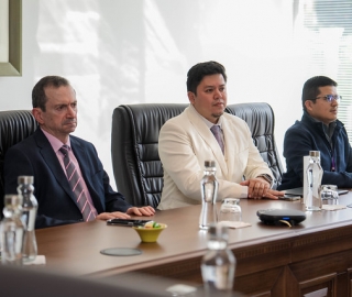 UTPL certificada Establecimiento 100% Libre de Humo UTPL certificada Establecimiento 100% Libre de Humo