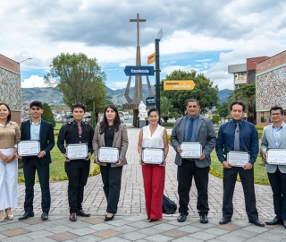 III Premiación de Trabajos de Titulación y de Integración Curricular III Premiación de Trabajos de Titulación y de Integración Curricular