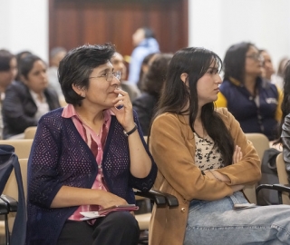 Charla magistral: Familia, la perfección no existe, pero el amor sí