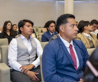 Imposición de mandiles | Carrera de Bioquímica y Farmacia