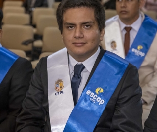 Décimo Quinta Promoción de Graduados ESCOP UTPL Décimo Quinta Promoción de Graduados ESCOP UTPL
