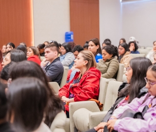 Más de 100 estudiantes participaron de DesvirtualizaTEC 2025