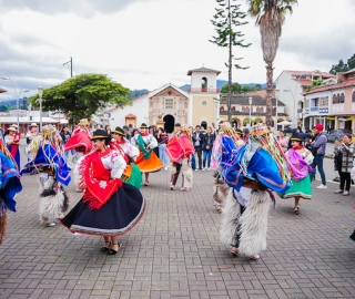 Homenaje a los Yachaks en la Chakana. Inti Raymi de las universidades y diversidades 2025 Homenaje a los Yachaks en la Chakana. Inti Raymi de las universidades y diversidades 2025