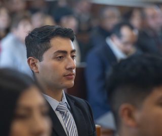 Imposición de mandiles a estudiantes de Fisioterapia