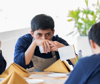 Aldea Global Gastronómica: Innovación en Equipos e Instalaciones de Restauración con el Mgtr. Fabián de Jesús Castañeda Orozco, de la Universidad ECCI – Colombia Aldea Global Gastronómica: Innovación en Equipos e Instalaciones de Restauración con el Mgtr. Fabián de Jesús Castañeda Orozco, de la Universidad ECCI – Colombia